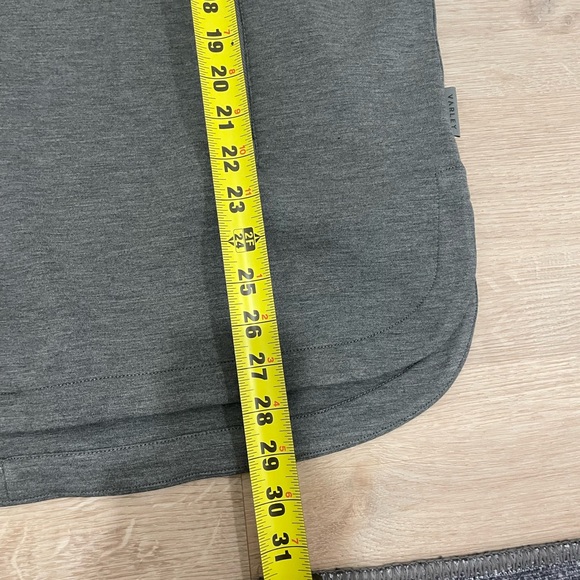 NWOT Varley long sleeve race - Picture 9 of 9